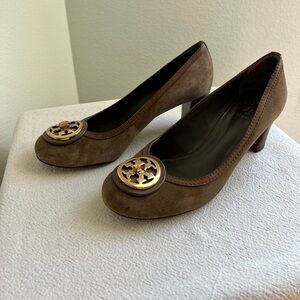 Tory Burch brown short heels with gold logo in front size 8